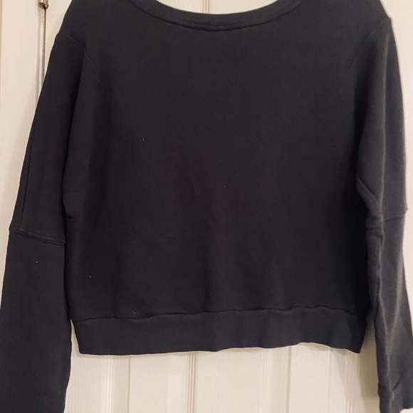 H&M Black cropped sweatshirt with white embroidered dots size M - Picture 2 of 2